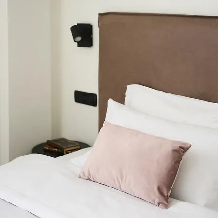 Boutique San Giovanni 3* سان جوفانّي إن بيرْس