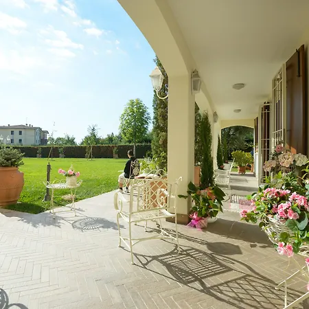 Boutique San Giovanni 3* سان جوفانّي إن بيرْس