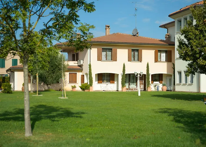 Boutique San Giovanni 3* San Giovanni in Persiceto