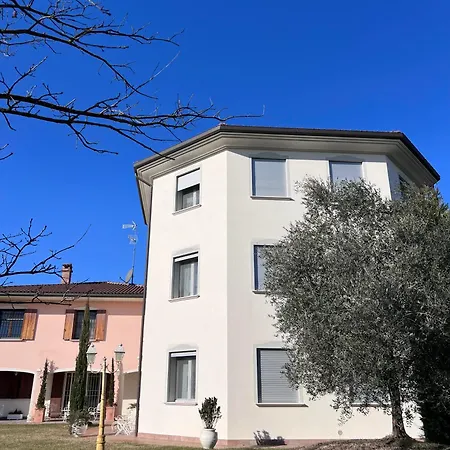 Boutique San Giovanni 3*