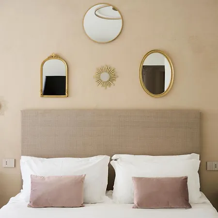 Boutique San Giovanni 3*