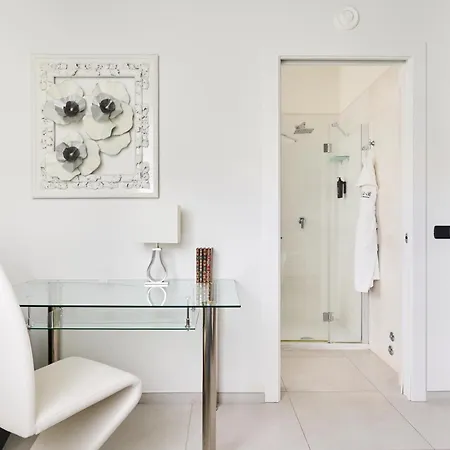Boutique San Giovanni 3* Сан-Джованни-ин-Персичето