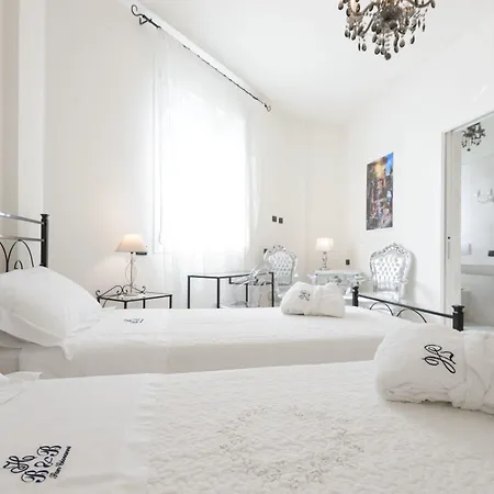 Boutique San Giovanni 호텔 3*