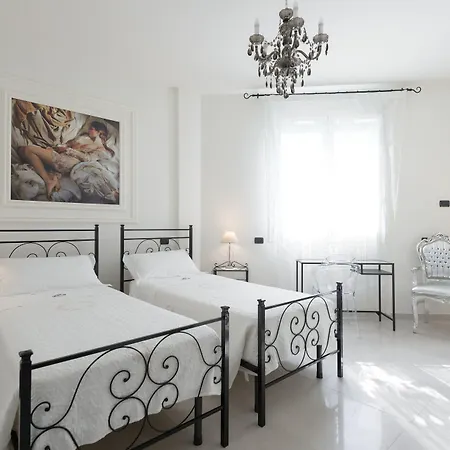Boutique San Giovanni Hotel