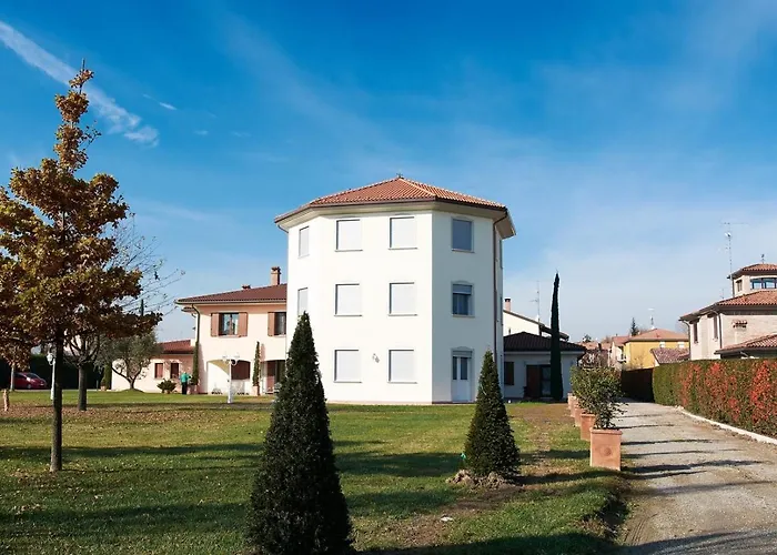 Boutique San Giovanni 3* San Giovanni in Persiceto